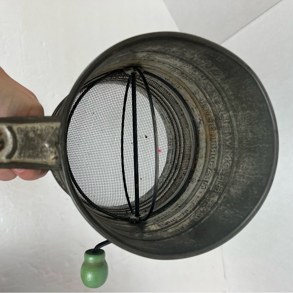 Collection of antique bakeware & kitchenware-prim,kitschy & cottagecore - Picture 8 of 12